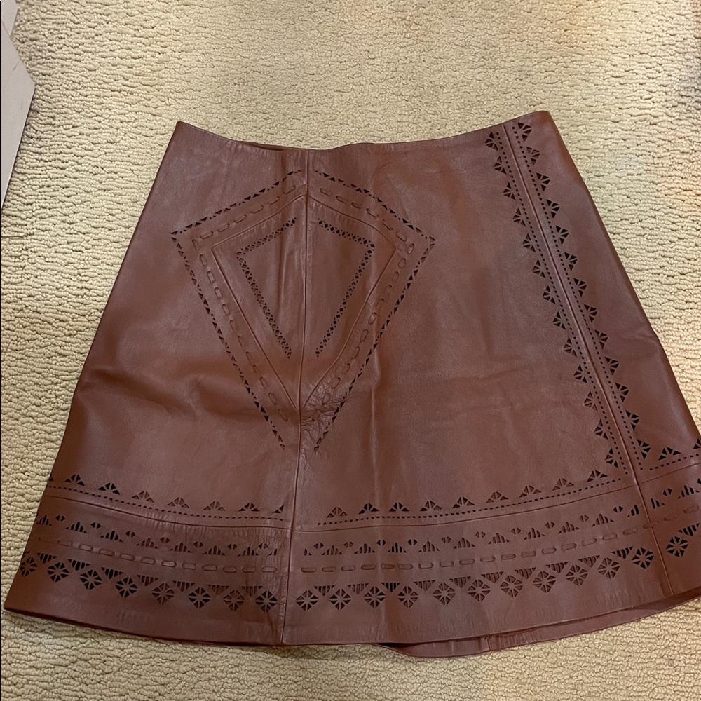 NWT White and Black Leather Skirt with Cutout Design size 4
